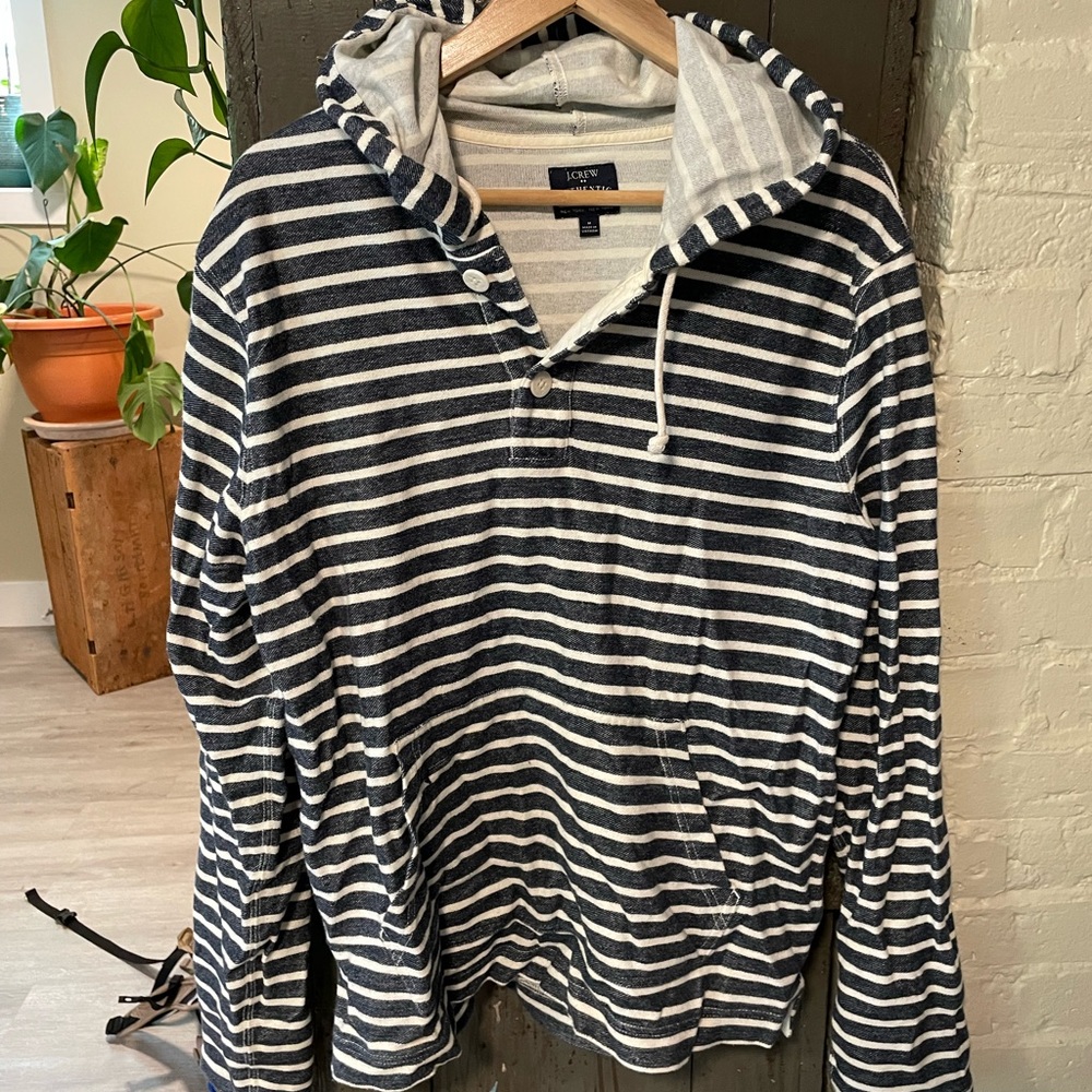 FUN SWEATER
